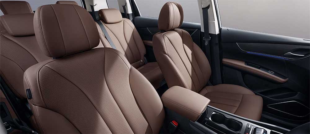Harga BYD M6 di Pluit Jakarta
